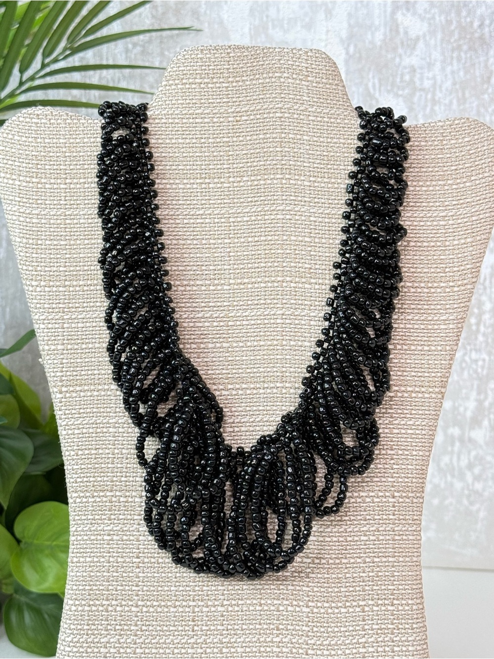 Boutique Black Seed Bead Statement Necklace Set NWT